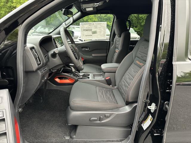 Photo of 2025 Super Black Nissan Frontier