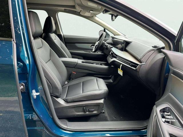 Photo of 2025 Aurora Blue Pearl Metallic/Super Black Nissan Murano