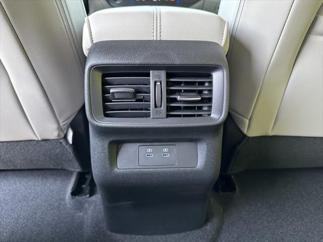 Photo of 2025 Super Black Nissan Murano
