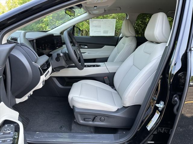 Photo of 2025 Super Black Nissan Murano
