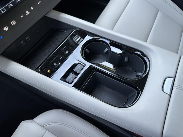 Photo of 2025 Super Black Nissan Murano