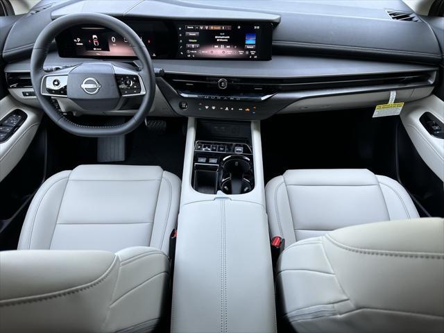Photo of 2025 Super Black Nissan Murano