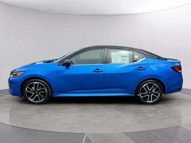 Photo of 2025 Electric Blue Metallic/Super Black Nissan Sentra
