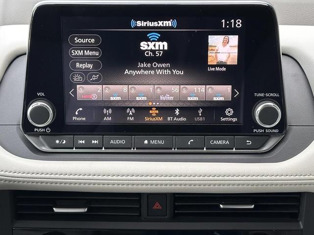 Photo of 2026 Super Black Nissan Rogue