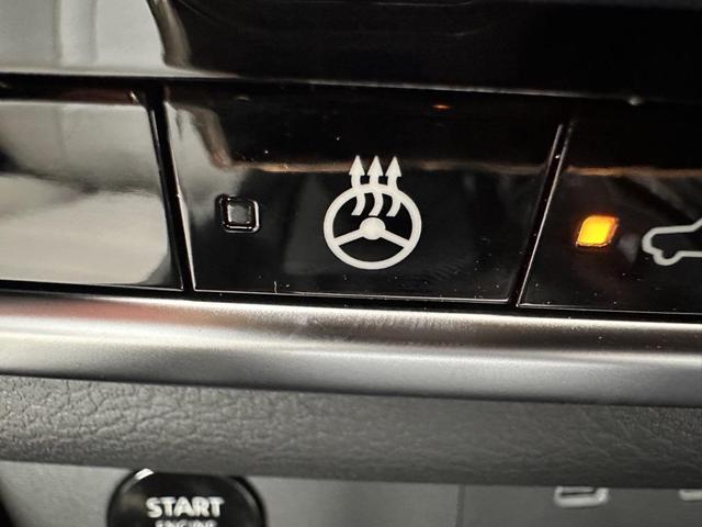 Photo of 2026 Super Black Nissan Rogue