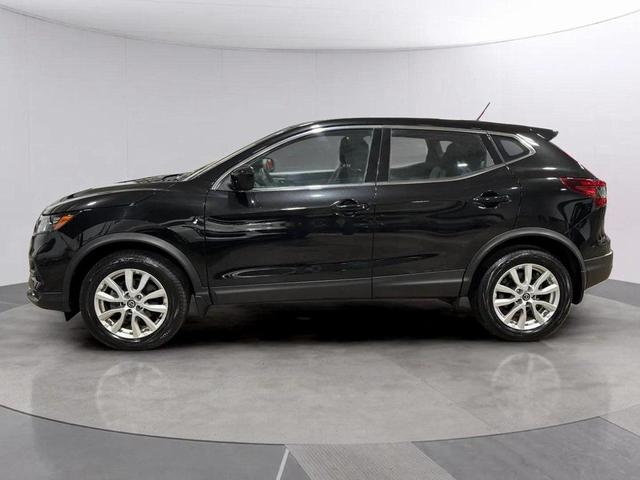 Photo of 2021 Magnetic Black Pearl Nissan Rogue Sport