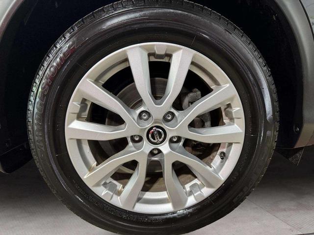 Photo of 2021 Magnetic Black Pearl Nissan Rogue Sport