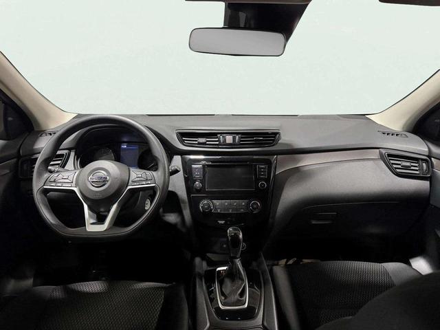 Photo of 2021 Magnetic Black Pearl Nissan Rogue Sport