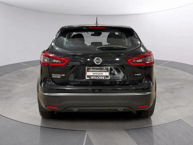 Photo of 2021 Magnetic Black Pearl Nissan Rogue Sport