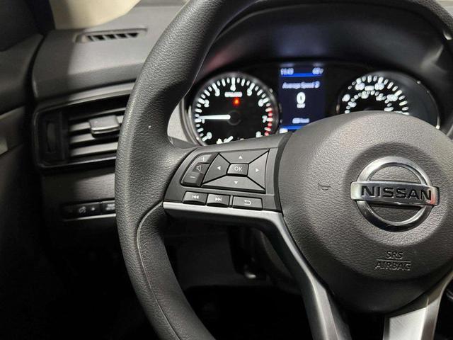 Photo of 2021 Magnetic Black Pearl Nissan Rogue Sport