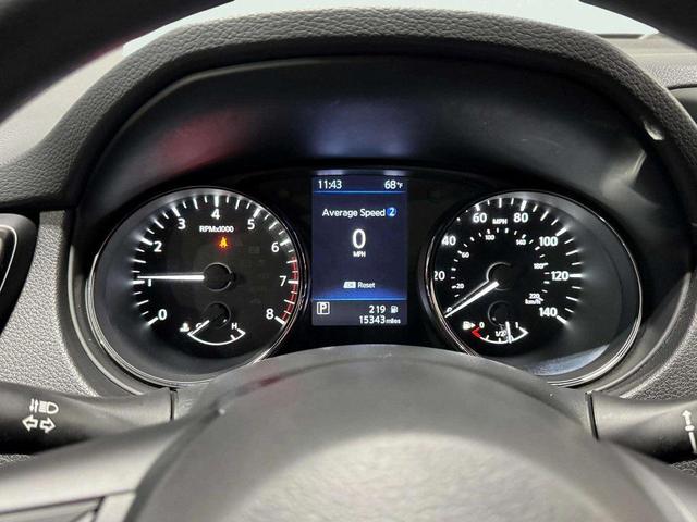 Photo of 2021 Magnetic Black Pearl Nissan Rogue Sport