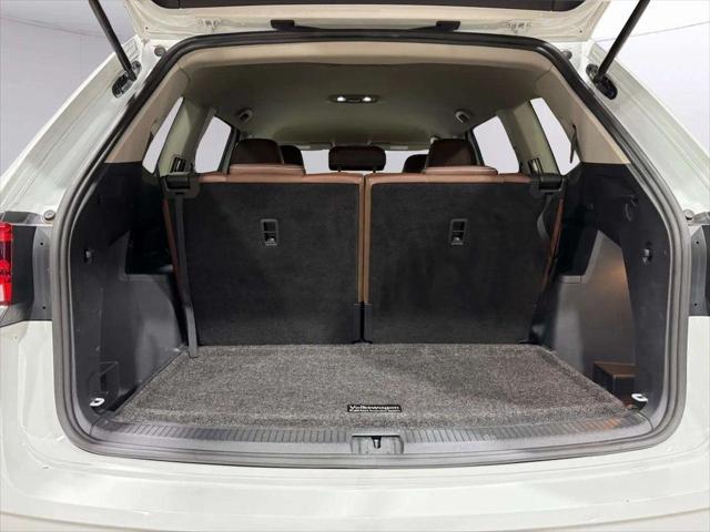 Photo of 2022 Pure White Volkswagen Atlas