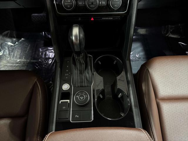 Photo of 2022 Pure White Volkswagen Atlas