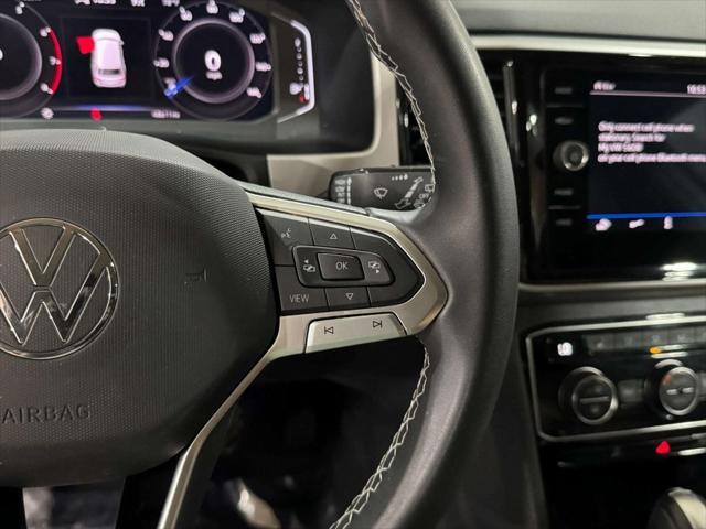 Photo of 2022 Pure White Volkswagen Atlas