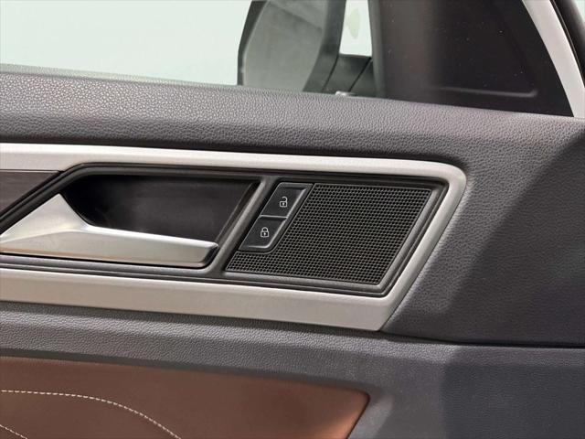 Photo of 2022 Pure White Volkswagen Atlas