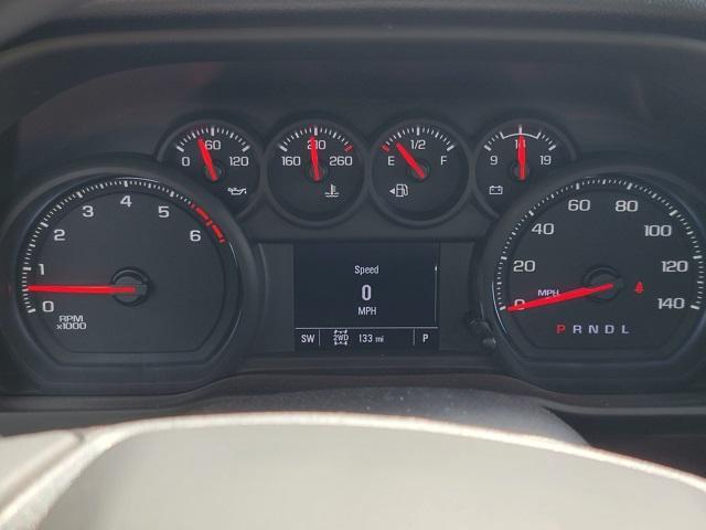 Photo of 2025 Summit White Chevrolet Silverado 3500