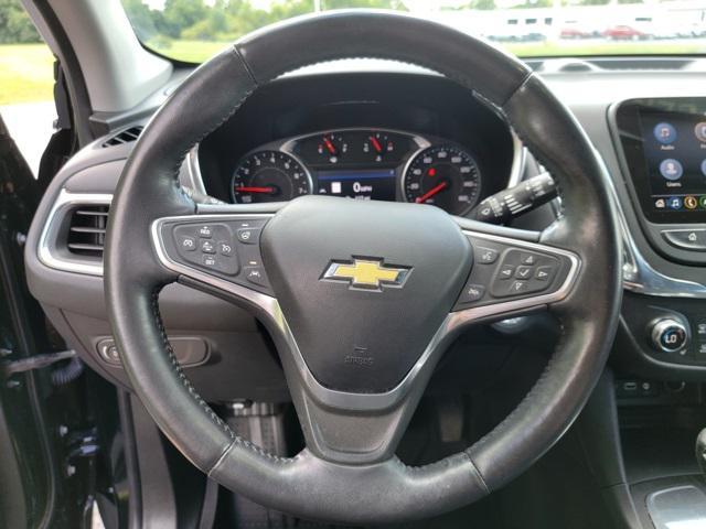 Photo of 2022 Mosaic Black Metallic Chevrolet Equinox