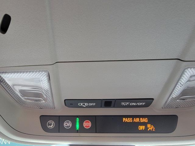 Photo of 2022 Mosaic Black Metallic Chevrolet Equinox