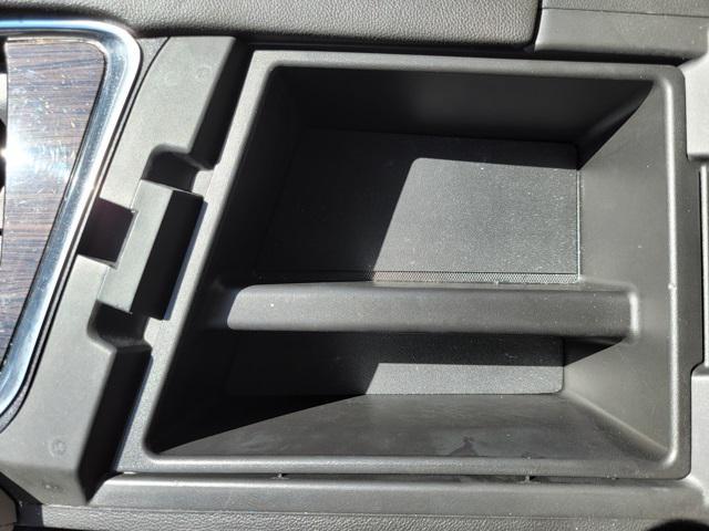 Photo of 2021 Summit White Buick Enclave
