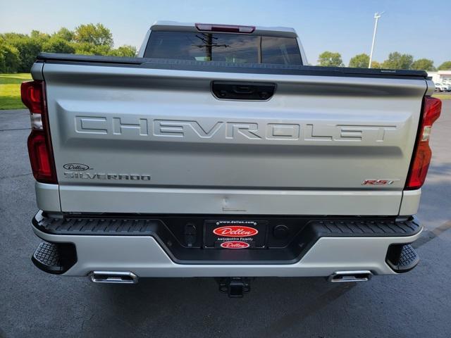 Photo of 2022 Silver Ice Metallic Chevrolet Silverado 1500