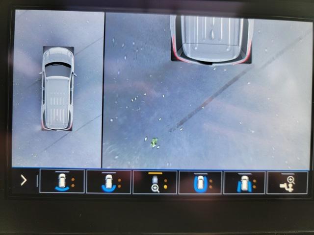 Photo of 2021 Black Cherry Metallic Chevrolet Traverse