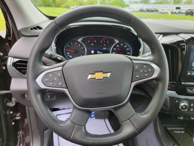 Photo of 2021 Black Cherry Metallic Chevrolet Traverse