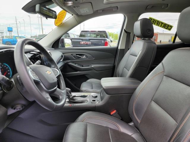 Photo of 2021 Black Cherry Metallic Chevrolet Traverse