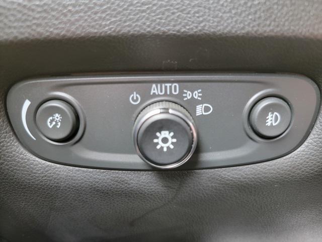 Photo of 2021 Black Cherry Metallic Chevrolet Traverse