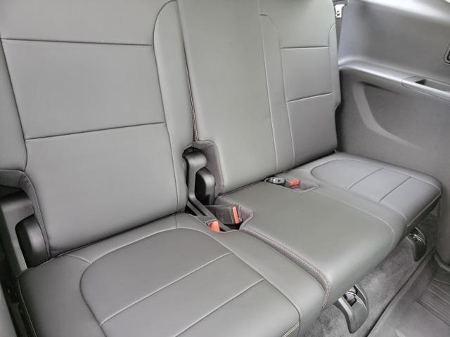 Photo of 2021 Black Cherry Metallic Chevrolet Traverse