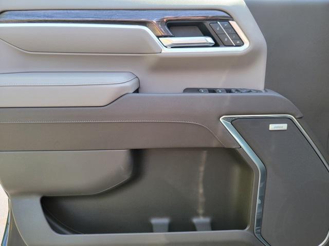Photo of 2025 Black Chevrolet Silverado 3500