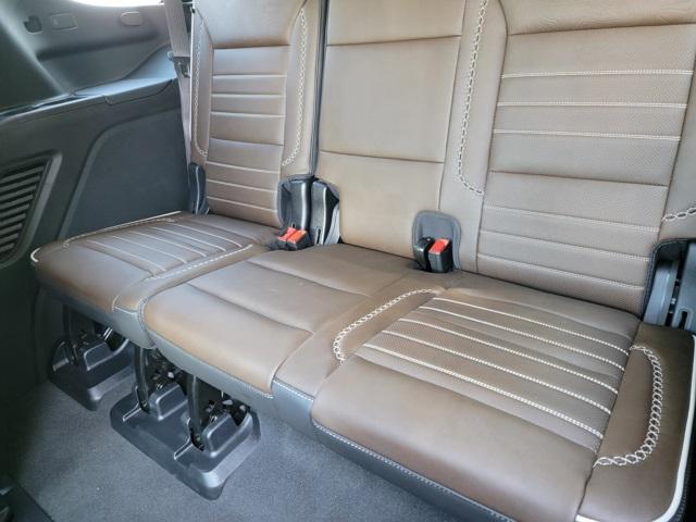 Photo of 2025 Onyx Black GMC Yukon