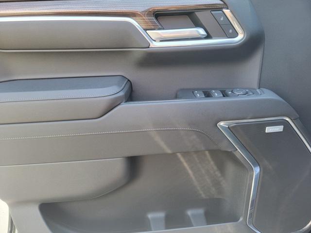 Photo of 2023 Black Chevrolet Silverado 1500