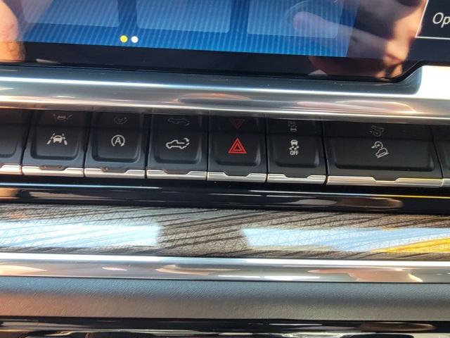 Photo of 2023 Black Chevrolet Silverado 1500