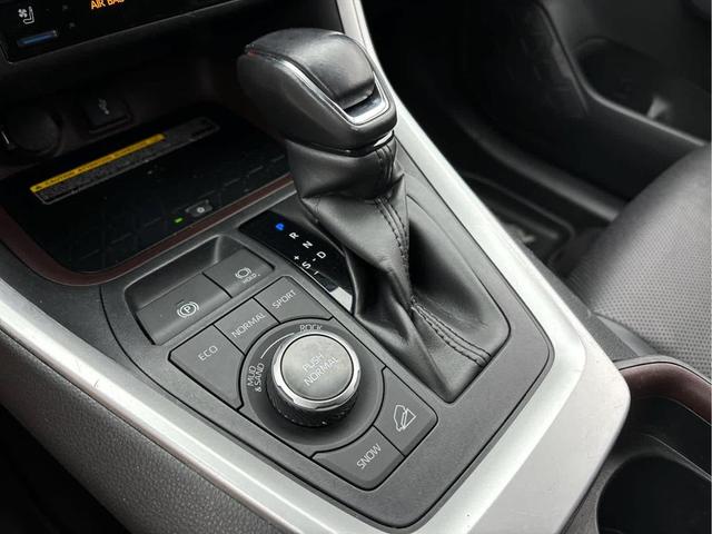 Photo of 2020 Ruby Flare Pearl Toyota RAV4