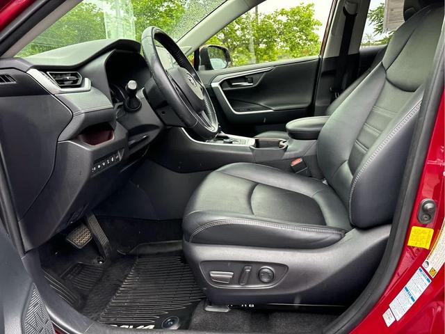 Photo of 2020 Ruby Flare Pearl Toyota RAV4