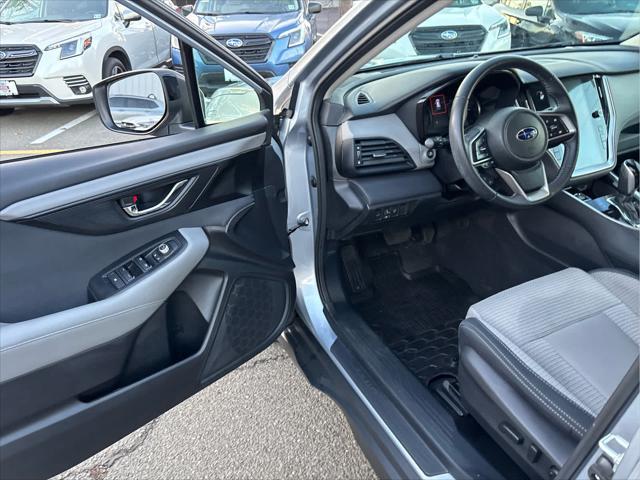 Photo of 2022 Ice Silver Metallic Subaru Outback