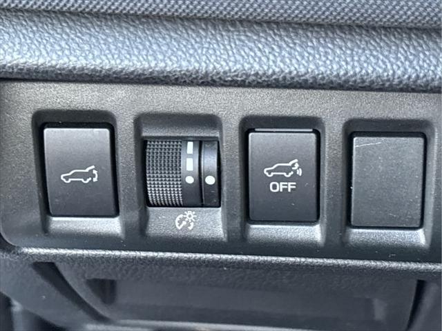 Photo of 2022 Ice Silver Metallic Subaru Outback