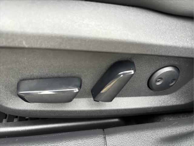 Photo of 2021 Brilliant Silver Metallic Nissan Rogue
