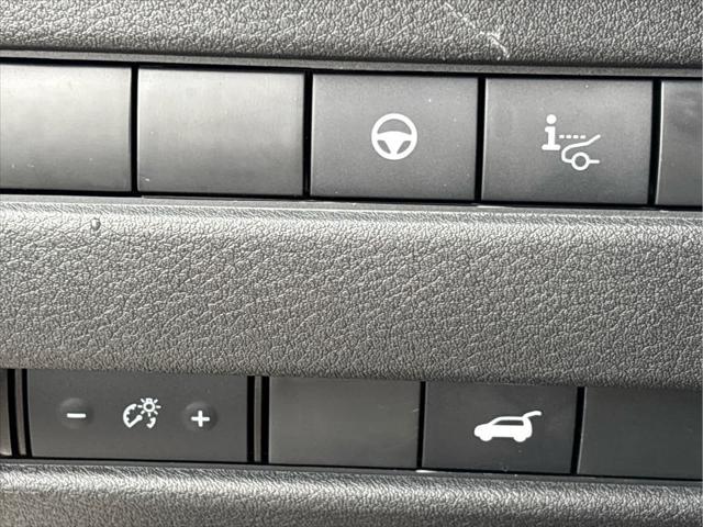 Photo of 2021 Brilliant Silver Metallic Nissan Rogue