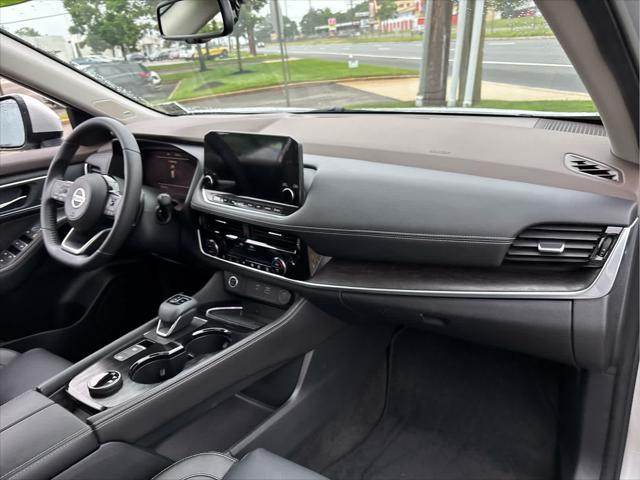 Photo of 2021 Brilliant Silver Metallic Nissan Rogue
