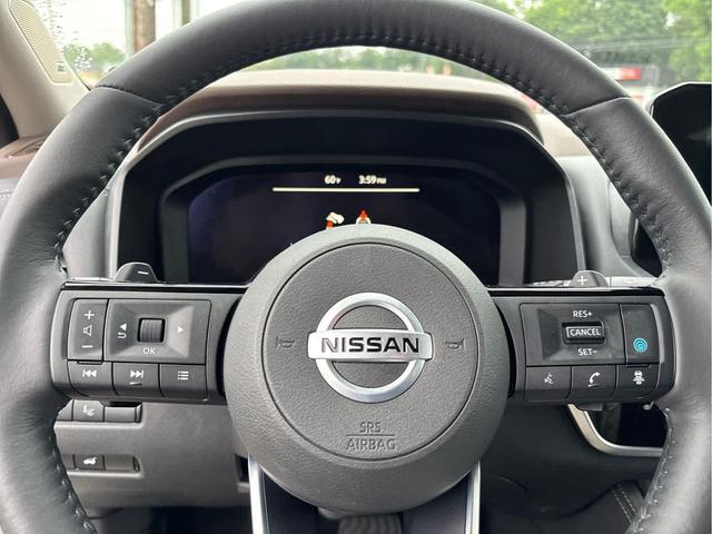 Photo of 2021 Brilliant Silver Metallic Nissan Rogue
