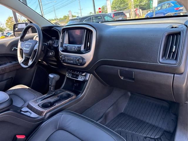Photo of 2021 Onyx Black GMC Canyon