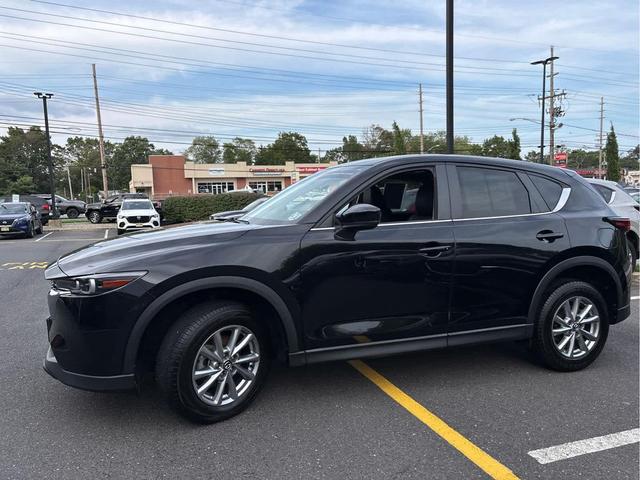 Photo of 2023 Jet Black Mica Mazda CX-5