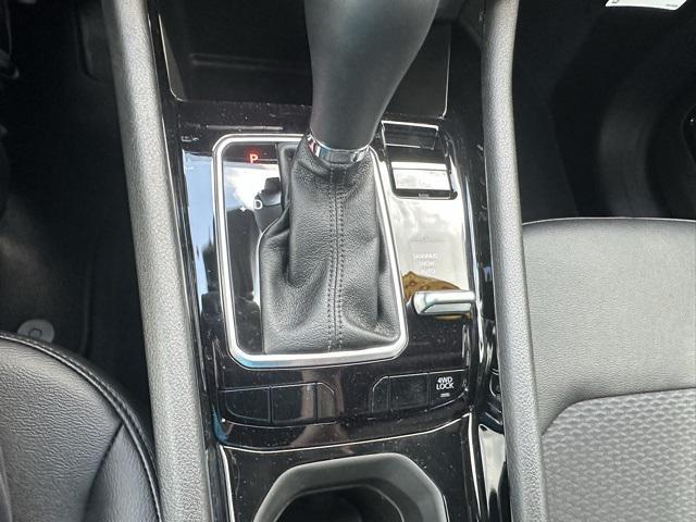 Photo of 2025 Red Hot Pearlcoat Jeep Compass