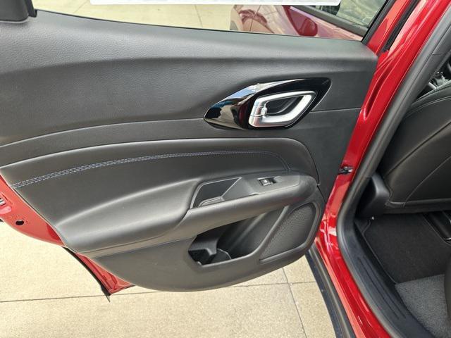 Photo of 2025 Red Hot Pearlcoat Jeep Compass