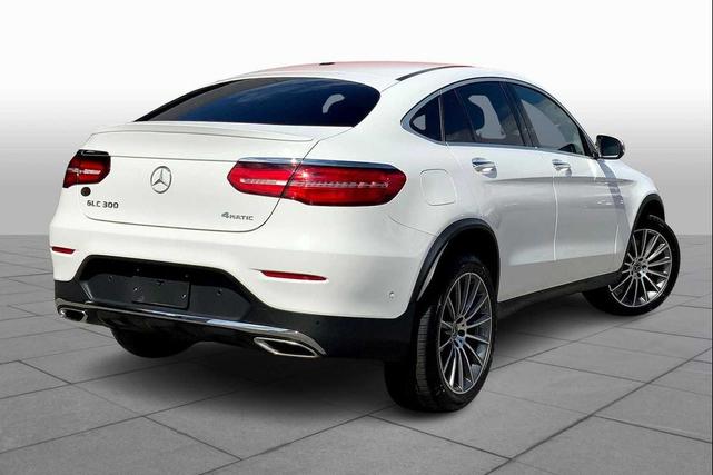 Photo of 2019 Polar White Mercedes-Benz GLC 300