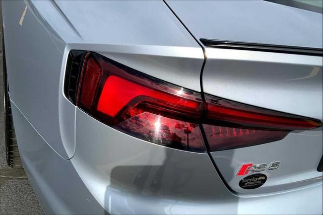 Photo of 2019 Florett Silver Metallic Audi RS 5
