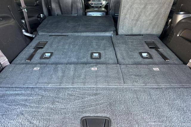 Photo of 2015 Champagne Silver Metallic Chevrolet Tahoe