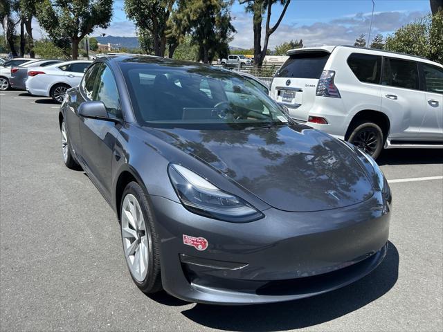 Photo of 2022 Midnight Silver Metallic Tesla Model 3