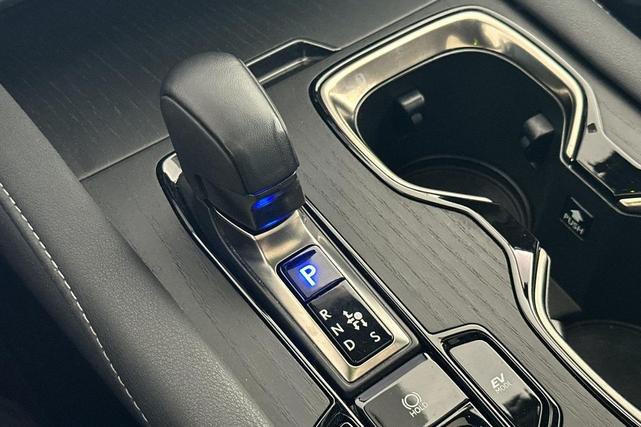 Photo of 2023 Iridium Lexus RX 350